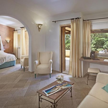 Hotel Capo D'Orso Thalasso & Spa بالاو الغرفة الصورة
