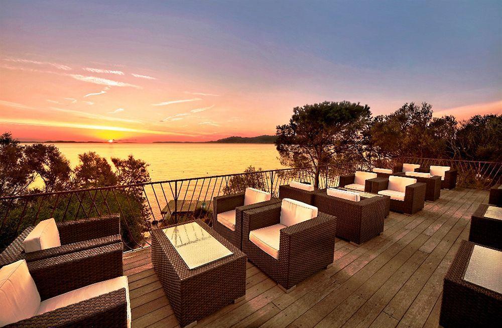 Hotel Capo D'Orso Thalasso & Spa بالاو المظهر الخارجي الصورة