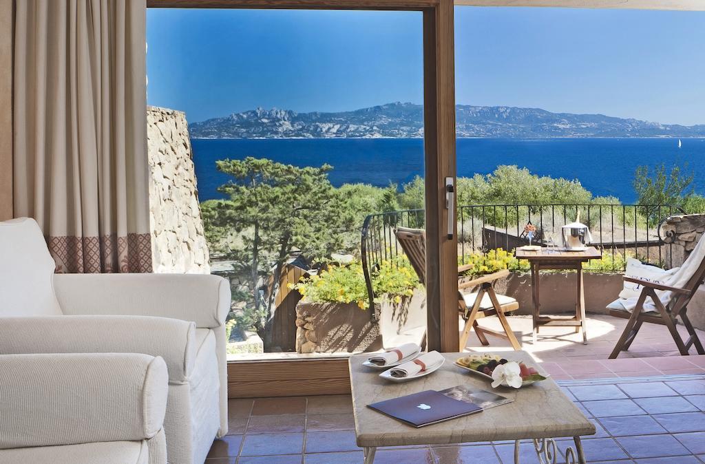 Hotel Capo D'Orso Thalasso & Spa بالاو الغرفة الصورة